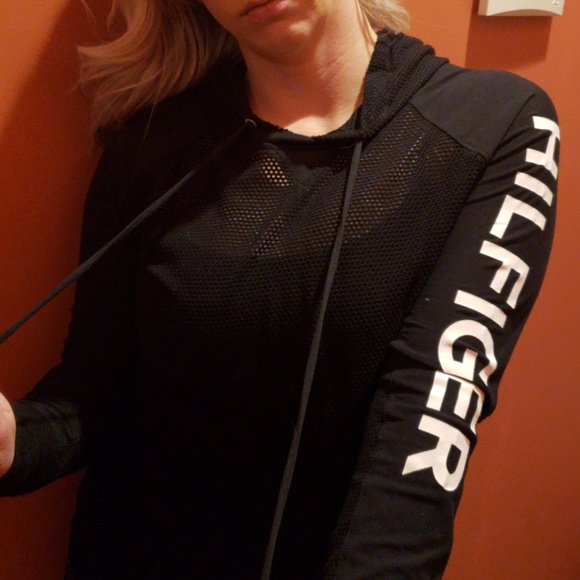 🔴SOLD🔴Tommy Hilfiger Mesh Long Sleeve Shirt M - Picture 4 of 5